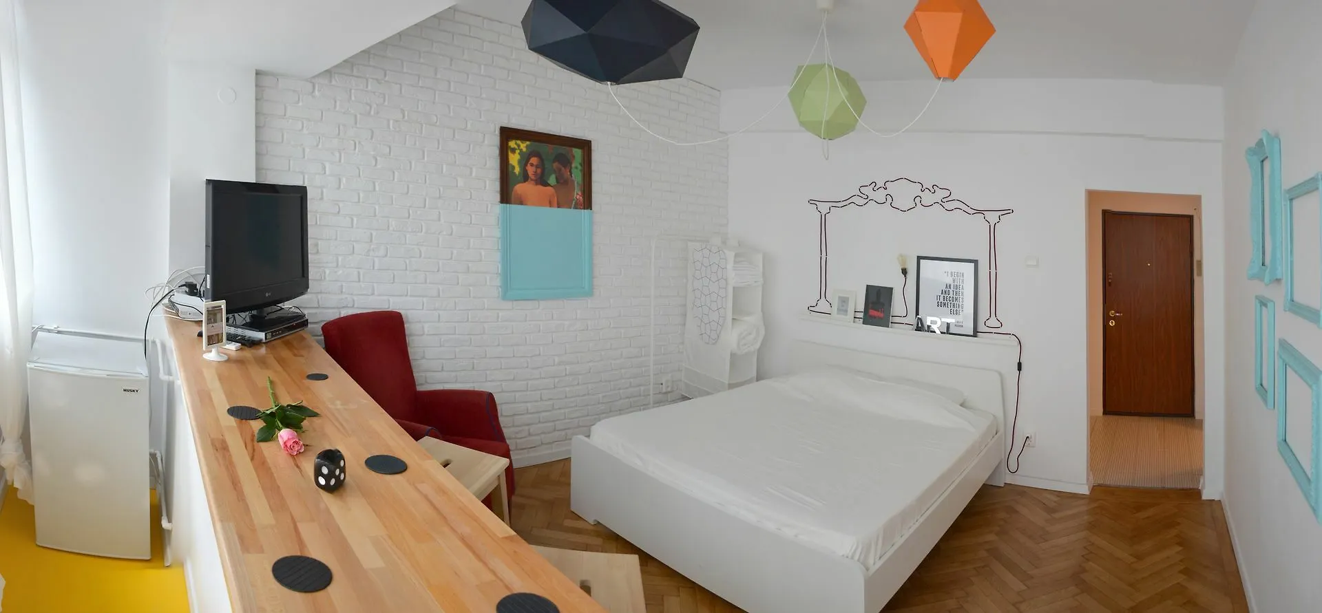 Art Studio By Feels Like Home contacts